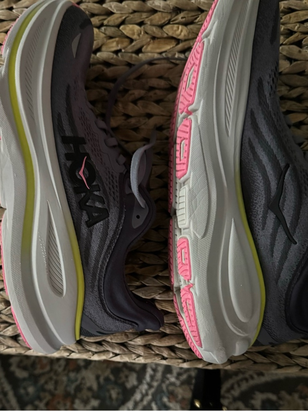 Women HOKA Bondi 9  Shoes worn once size 9.5 worn once